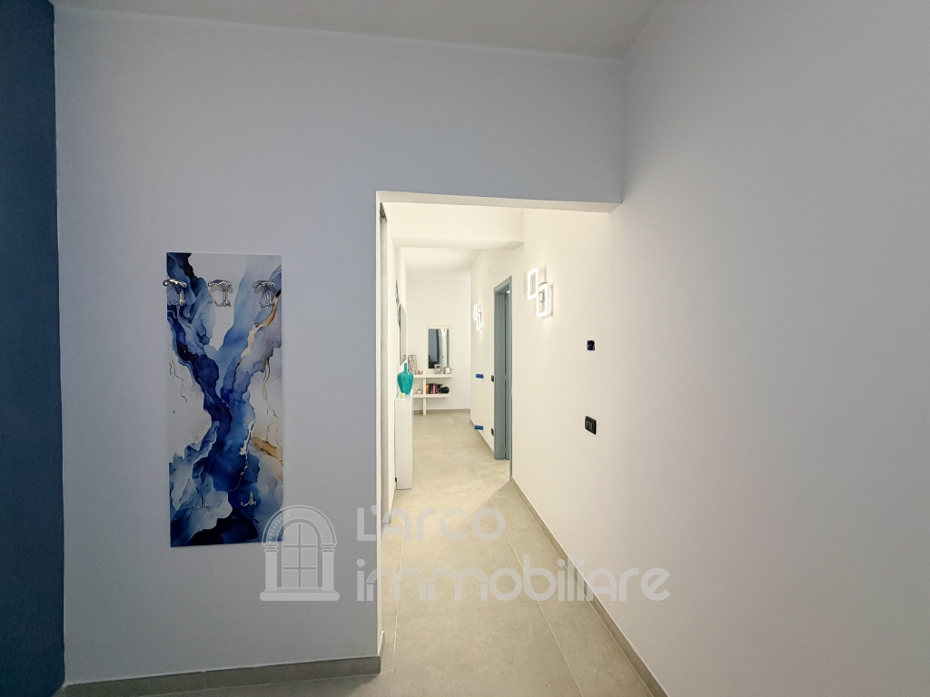 Elegante appartamento ristrutturato nel cuore di Scalea Elegante appartamento ristrutturato nel cuore di Scalea