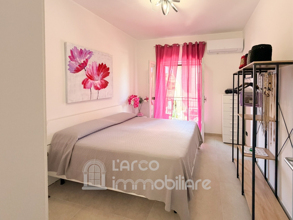 Elegante appartamento ristrutturato nel cuore di Scalea Elegante appartamento ristrutturato nel cuore di Scalea