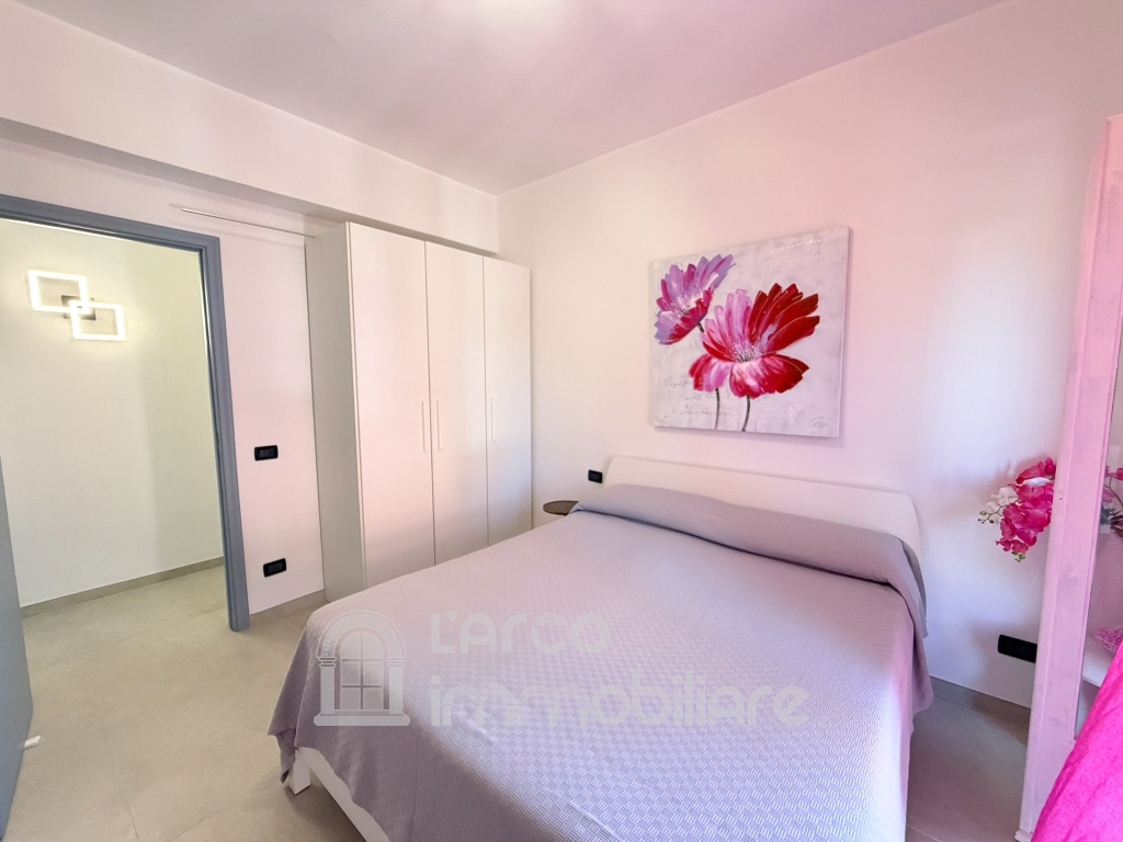 Elegante appartamento ristrutturato nel cuore di Scalea Elegante appartamento ristrutturato nel cuore di Scalea