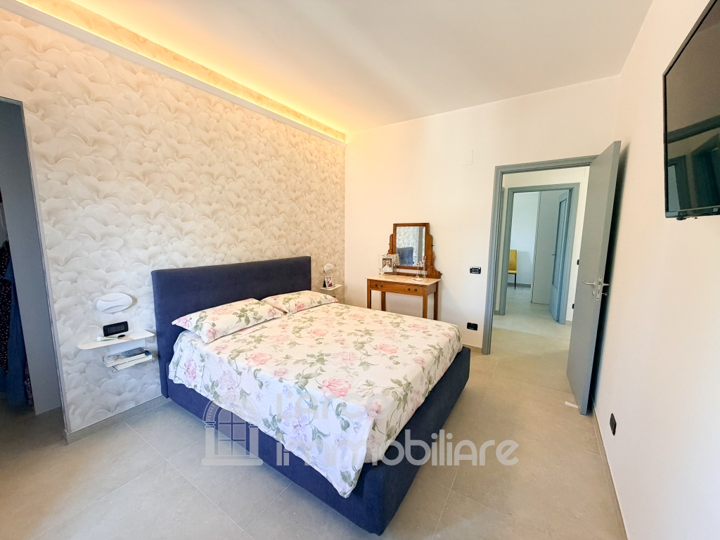 Elegante appartamento ristrutturato nel cuore di Scalea Elegante appartamento ristrutturato nel cuore di Scalea