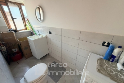 Casa su due livelli con terrazzo panoramico e splendida vista mare