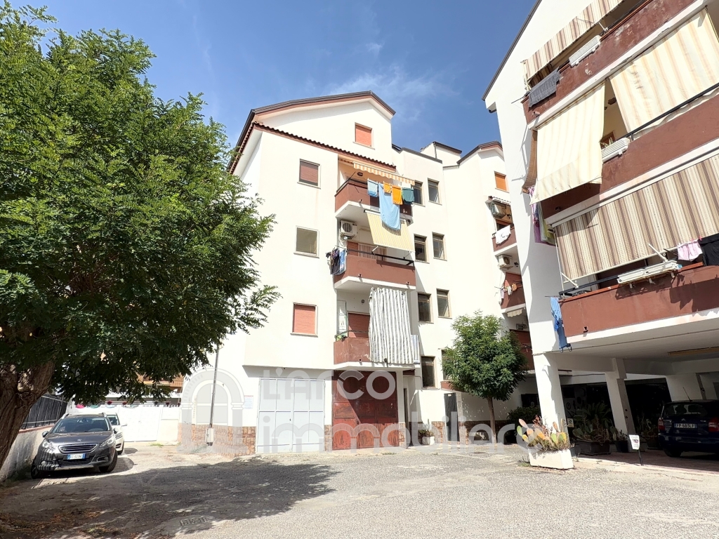 Bilocale ristrutturato al piano terra in zona centrale Bilocale ristrutturato al piano terra in zona centrale
