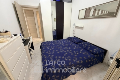 Bilocale ristrutturato al piano terra in zona centrale