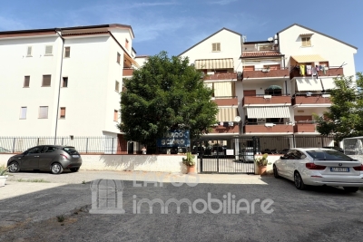 Bilocale ristrutturato al piano terra in zona centrale