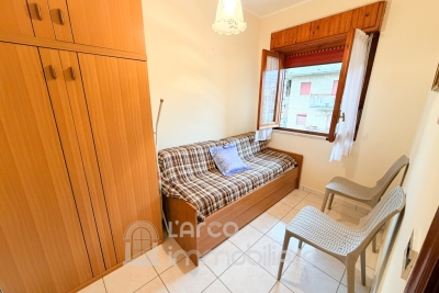Trilocale in zona centrale con cantina