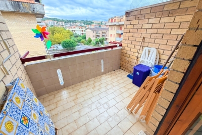 Trilocale in zona centrale con cantina