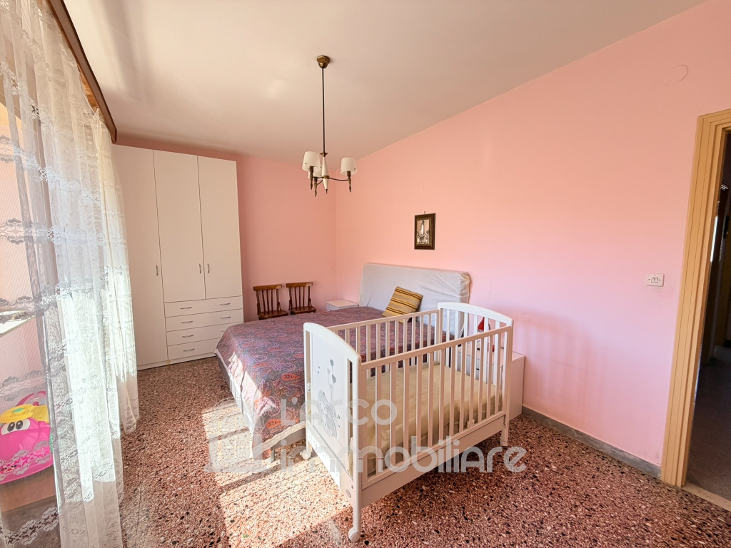 Ampio Appartamento con balconi e cantina in vendita a Cetraro Ampio Appartamento con balconi e cantina in vendita a Cetraro