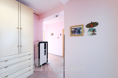 Ampio Appartamento con balconi e cantina in vendita a Cetraro