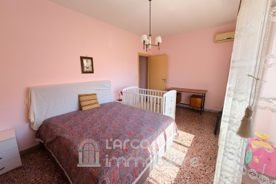 Ampio Appartamento con balconi e cantina in vendita a Cetraro