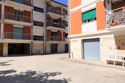 Ampio Appartamento con balconi e cantina in vendita a Cetraro