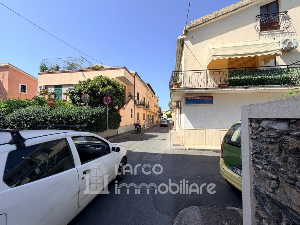 Appartamento in posizione centralissima a Scalea, a pochi passi dal mare Appartamento in posizione centralissima a Scalea, a pochi passi dal mare