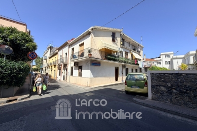 Appartamento in posizione centralissima a Scalea, a pochi passi dal mare