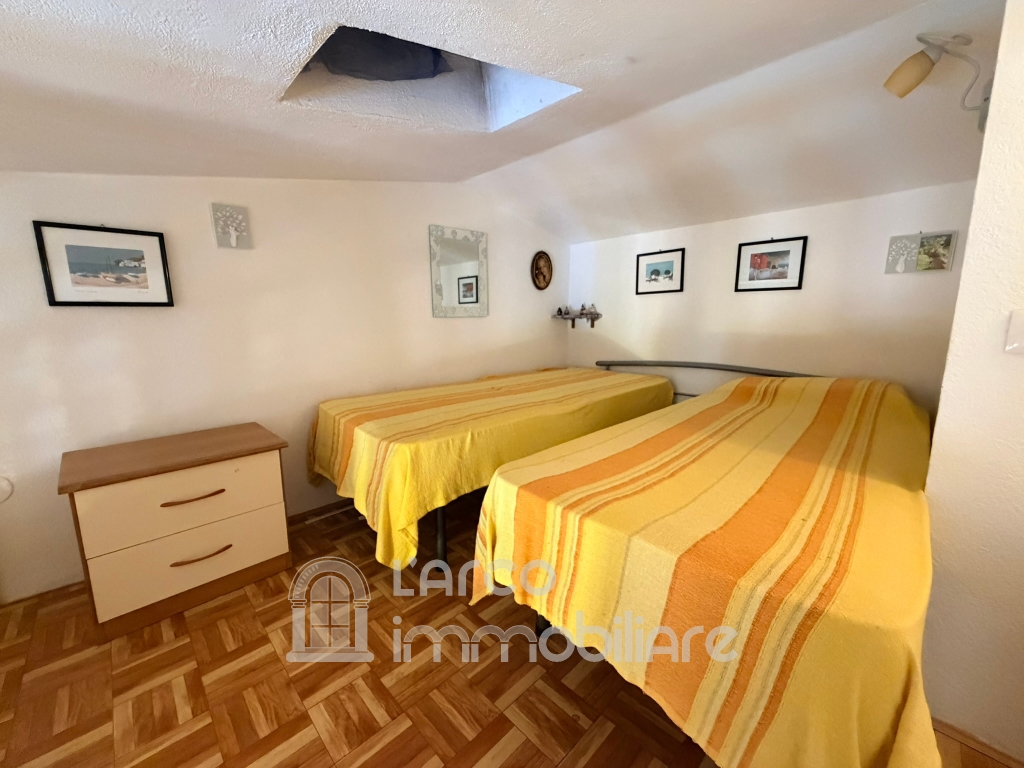 Comodo monolocale con splendida vista mare ad uso investimento Comodo monolocale con splendida vista mare ad uso investimento