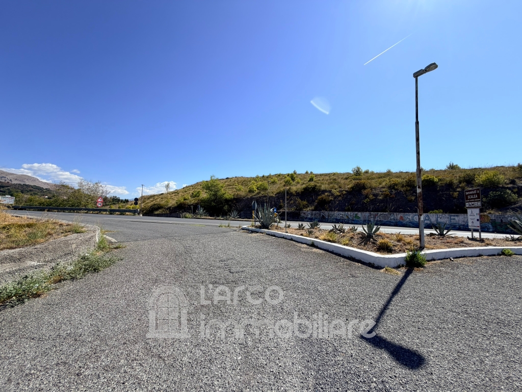 Comodo monolocale con splendida vista mare ad uso investimento Comodo monolocale con splendida vista mare ad uso investimento