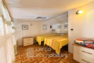 Comodo monolocale con splendida vista mare ad uso investimento