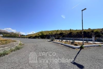 Comodo monolocale con splendida vista mare ad uso investimento