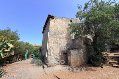 Terreno edificabile con rudere