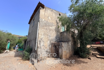 Terreno edificabile con rudere