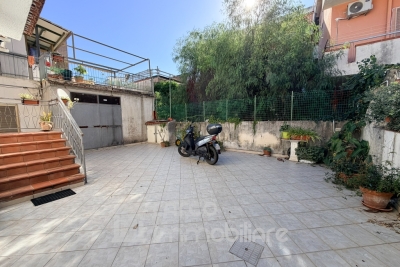 Appartamento al piano terra in zona centrale