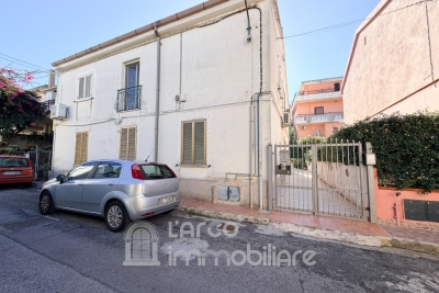 Appartamento al piano terra in zona centrale