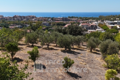 Lotto di terreno edificabile con splendida vista mare panoramica