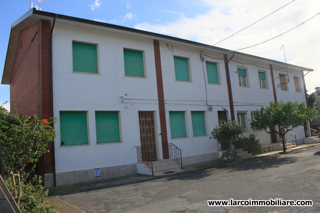 Lovely townhouse at few steps to the beach