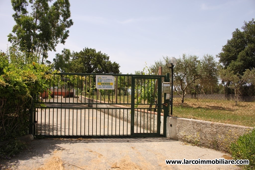 Lovely detached house with land