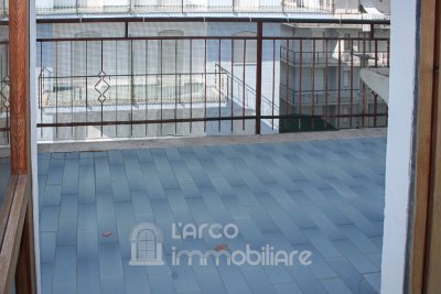 Trilocale al quarto piano in zona centrale