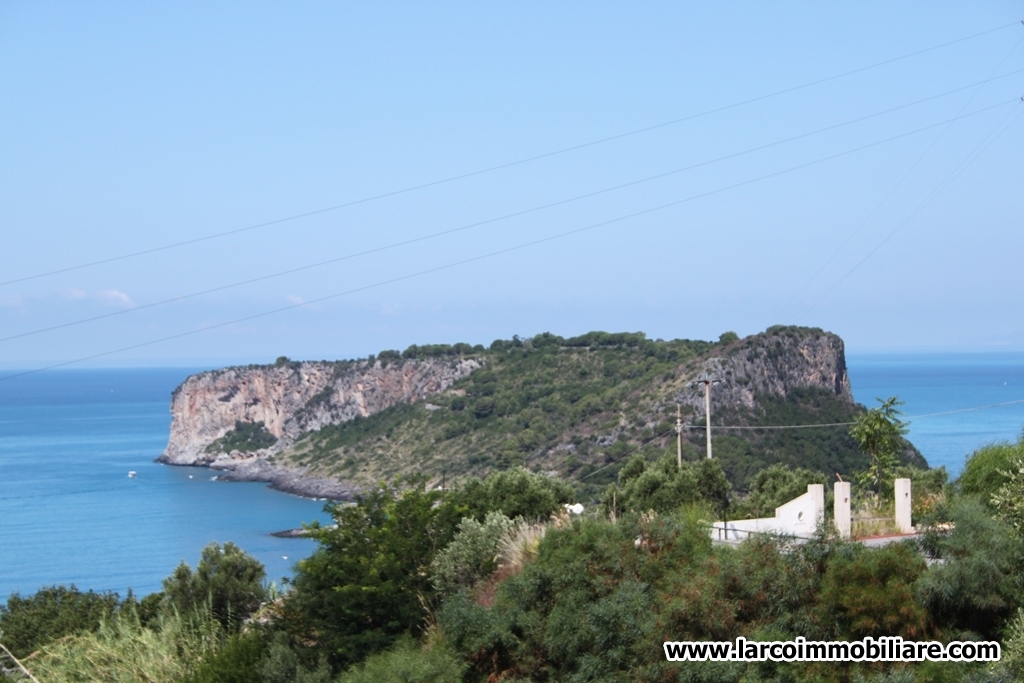 Townhouse in a touristic complex with swimming pool