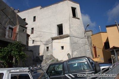 Casa indipendente su 2 livelli con vista panoramica