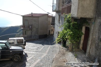 Casa indipendente su 2 livelli con vista panoramica