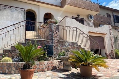 Residential apartment with sea view terrace