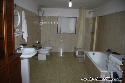 Ground floor apartment with private courtyard