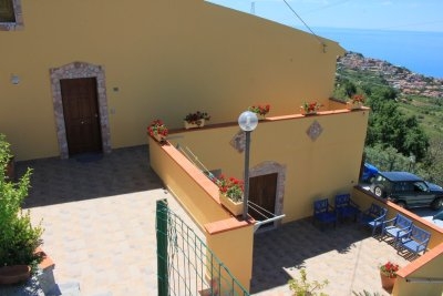 Semi – detached property with stunning sea view