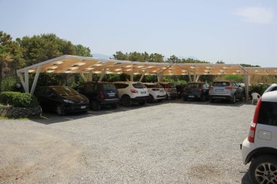 Struttura Turistica con Stabilimento Balneare e Ristorante 