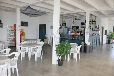 Struttura Turistica con Stabilimento Balneare e Ristorante 