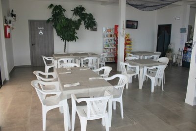 Struttura Turistica con Stabilimento Balneare e Ristorante 