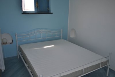 Renovated historic building on 2 levels in the old town of Scalea.