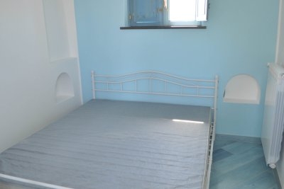 Renovated historic building on 2 levels in the old town of Scalea.