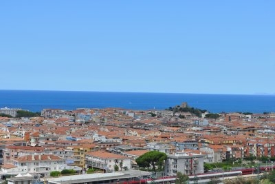 163, Trilocale  con terrazzo vista mare
