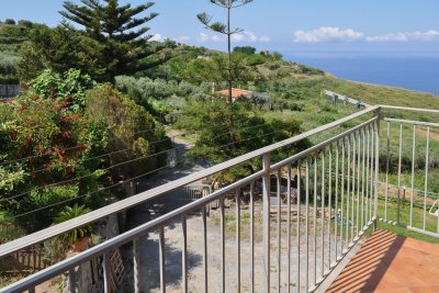 Lovely Apartment with stunning sea view