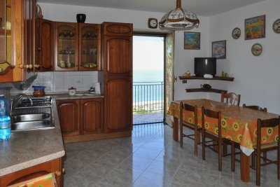 Lovely Apartment with stunning sea view