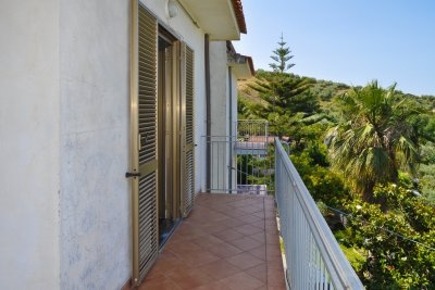 Lovely Apartment with stunning sea view