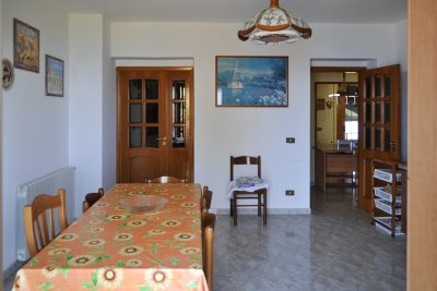 Lovely Apartment with stunning sea view