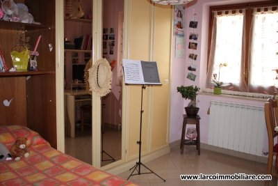Semi-detached apartment in a panoramic location 