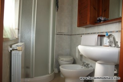 Semi-detached apartment in a panoramic location 