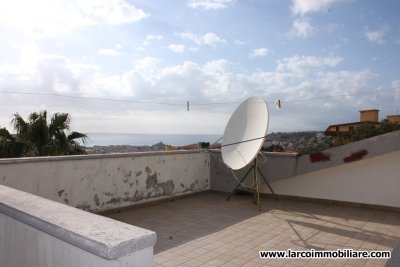 Semi-detached apartment in a panoramic location 
