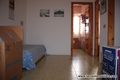 Semi-detached apartment in a panoramic location 