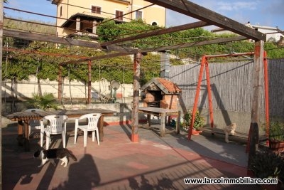 Semi-detached apartment in a panoramic location 