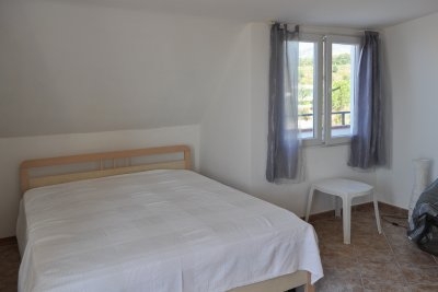 Large renovated apartment with wonderful sea view